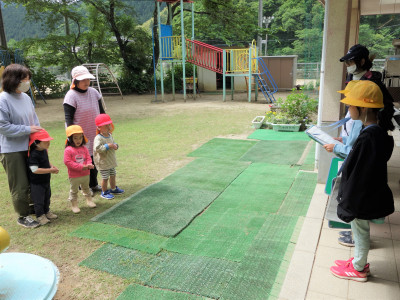 2年生　町たんけん (7)