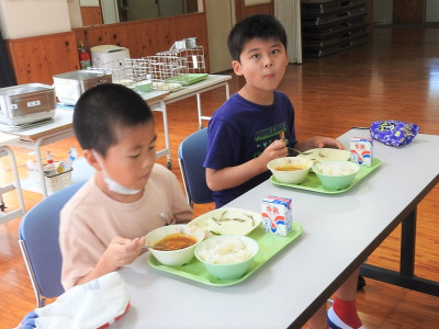 給食風景 (4)