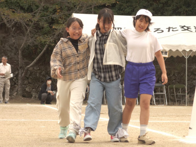 ３人４脚 (3)