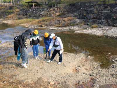 地層見学　6年生 (7)