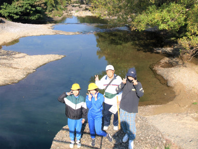 地層見学　6年生 (1)