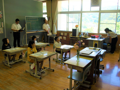 学校訪問 (1)