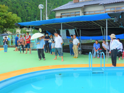 校内水泳大会 (3)