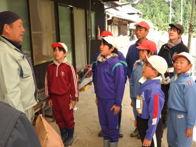 脱穀・もみすり (1)