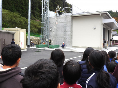 消防署完成式 (4)