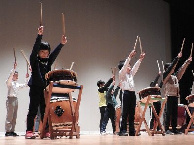 町人権集会での太鼓発表リハーサル (8)