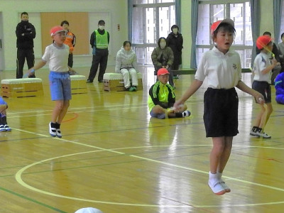なわとび大会 (2)