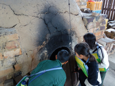 社会見学　２～４年生 (9)