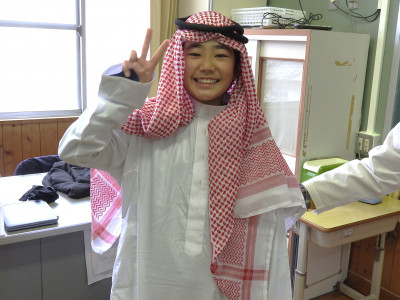 国際理解授業　５・６年生 (6)